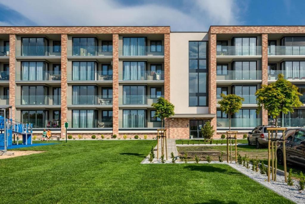 Apartamenty Bursztynowe W Kolobrzegu Sun&Relax Exterior foto